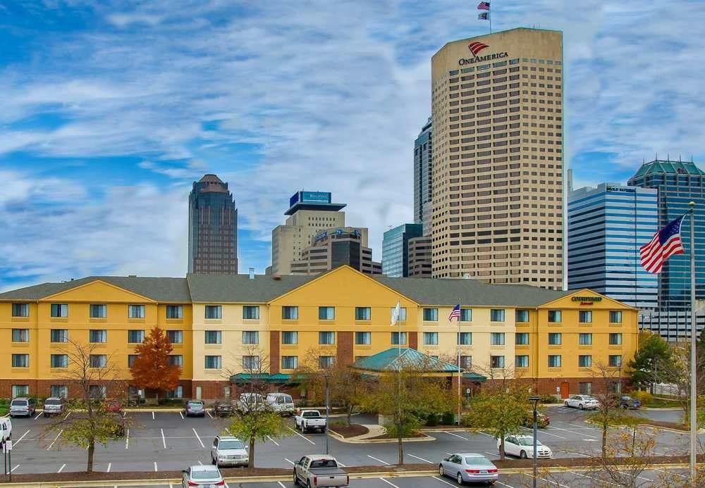 Hotel Courtyard Indianapolis At The Capitol Exterior foto